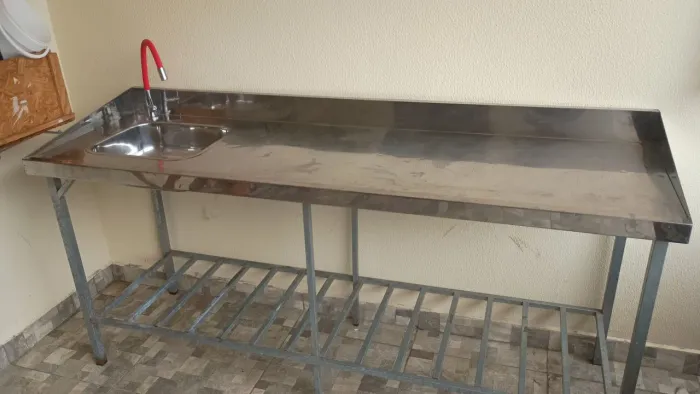 Bancada de inox com piá,
