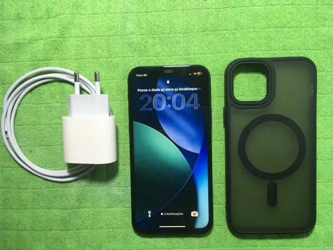 iPhone 12 black de 128 gigas