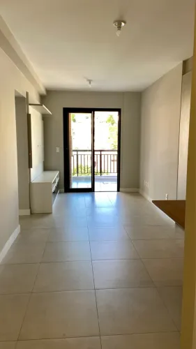 Alugo UFSC 2 suítes 2 vagas Novo Semimobiliado Último andar Carvoeira Trindade
