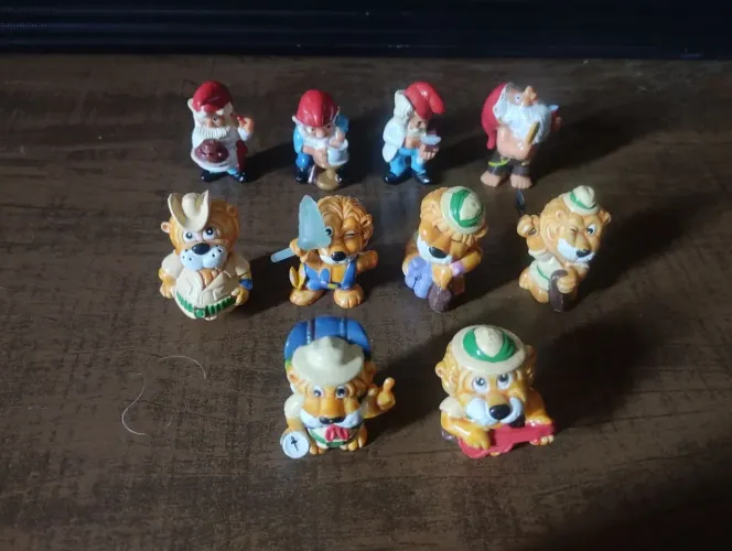Lote de gnomos e leõezinhos kinder ovo 1993/1994