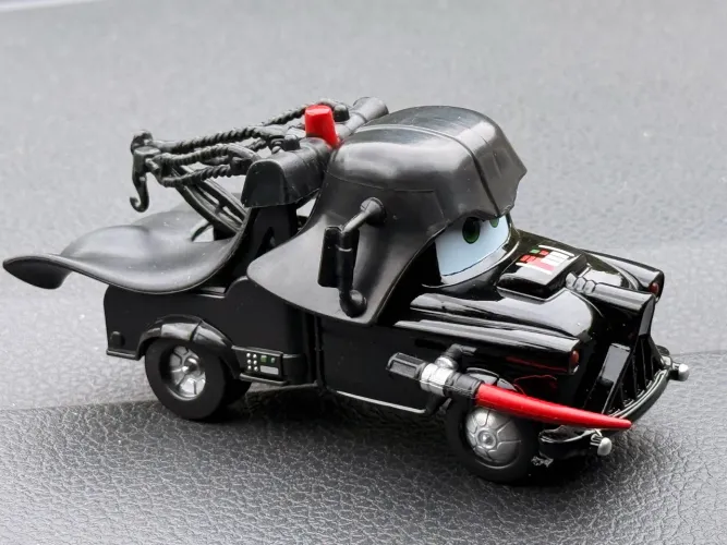 Disney Pixar Carros Mate Darth Vader (FAC) zero