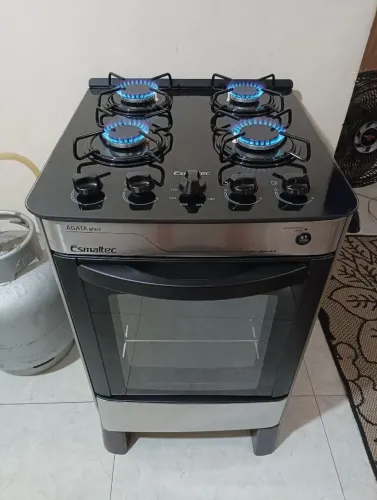 Vendo fogão Esmaltec inox 4 bocas automático, impecável
