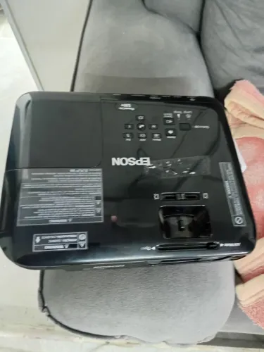 Projetor epson S31 + troco por ps4 também ps3 com volta da pessoa