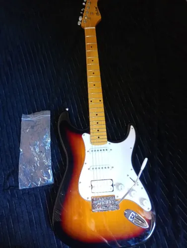 Guitarra guizhou osten sunburnt E-BI