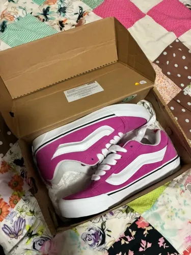 Tênis Vans Knu Skool