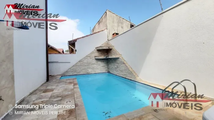 Sobrado a venda em Peruibe, com 5 suites, 2 salas, piscina pertinho da praia , proximo ao 