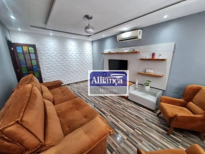 Casa plana com 4 dormitórios, 1 suíte, 2 vagas de garagem à venda, 164 m² por R$ 550.000 -
