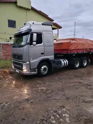 Volvo FH 440 2010 automático 