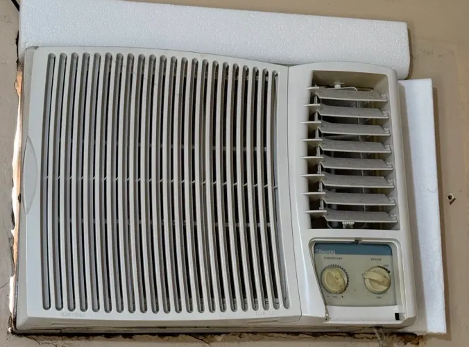Ar Condicionado Springer Silentia 7500btus 220V