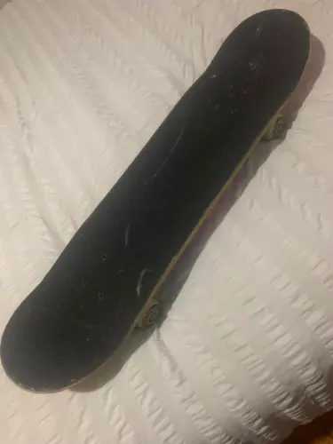 Skate feminino novo sem uso