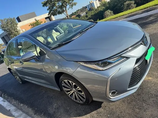 Toyota Corolla Altis Prem. Hybrid 1.8 Flex AUT 2023