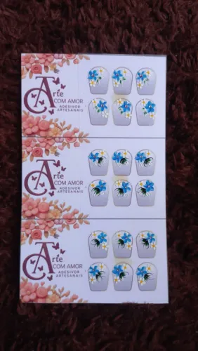Vendo adesivos artesanal feito a mão disponível
