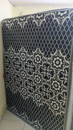 Vendo essa cama comprei tem 20 dias