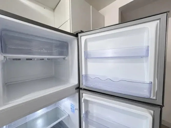 Geladeira Electrolux Frost Free Inox 371L - 127v