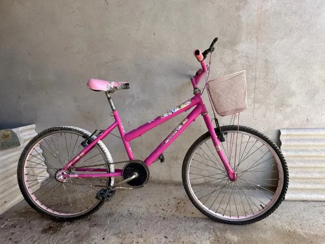 Bicicleta à venda - funcionando - ótimo preço 