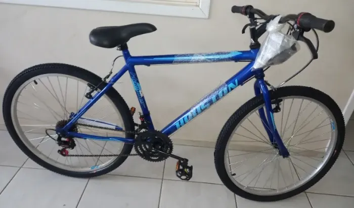 Bicicleta Aro 26 - NOVA- Houston Foxer Hammer Freio - V-Brake de Aço Carbono 21 Marchas