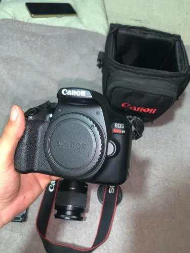 Câmera Canon T6