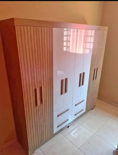 Guarda Roupa Casal 6 Portas  Itapema Novo Direto da Fabrica 