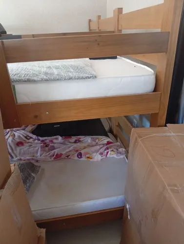 Vendo três Beliches semi -novas