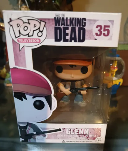 Funko Pop - TWD Glenn 35 -ORIGINAL ( CAIXA APRESENTA DESCOLORAÇÃO FRONTAL PELO SOL)