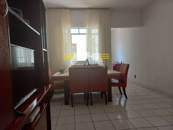 Apartamento à Venda, com dois dormitórios , próximo ao Igreja Santo Antonio , a feirinha d