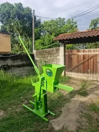 Máquina de fazer tijolos ecológico