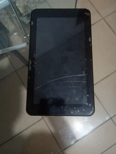 Vendo tablet How max Quad modelo A0011-C
