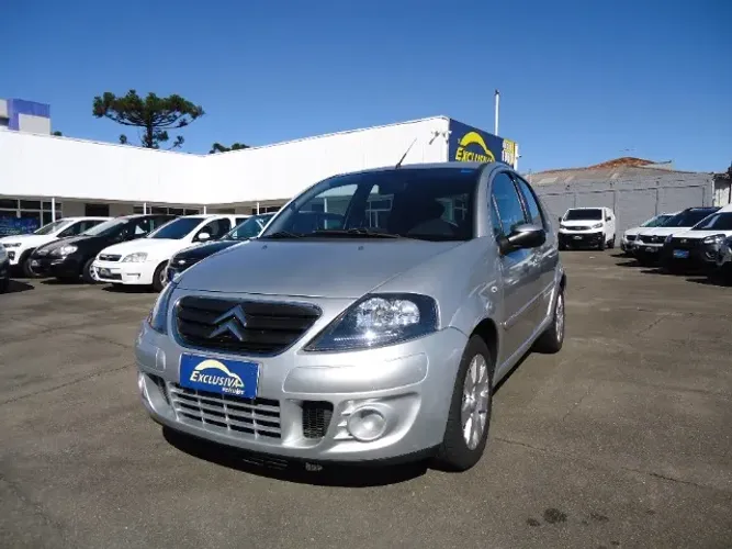 Citroen C3 GLX 1.4/ GLX Sonora 1.4 Flex 8V 5P 2012