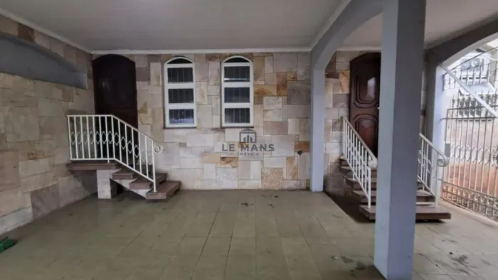 Casa residencial ou comercial para locação no bairro Vila Independência em Piracicaba/SP