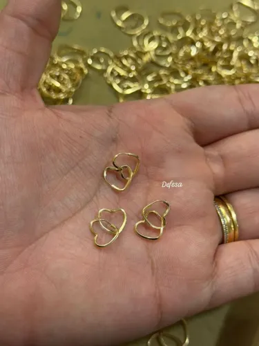 Mini Argolinha de ouro 18kl ? com defesa ? cartilagem 140,00 par
