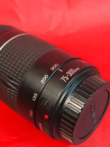 Lente Canon 75 300 