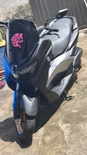 Passo nmax com garantia de 4 anos, a