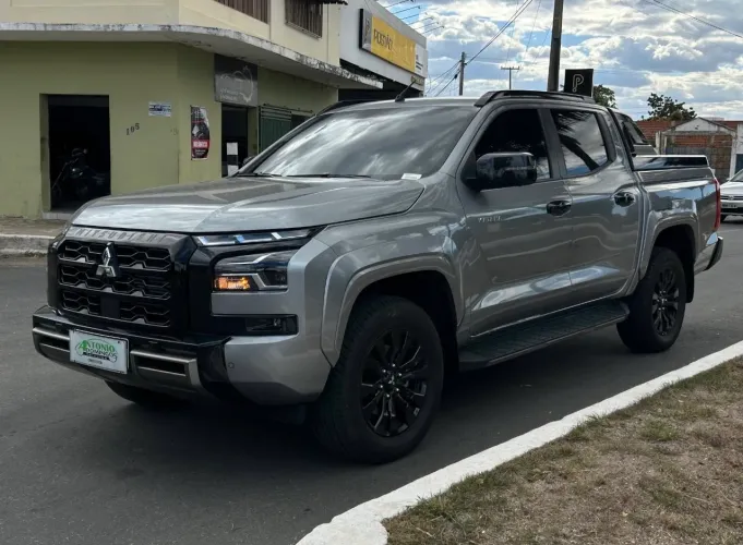 Mitsubishi TRITON Katana 2.4 CD 4X4 TB Diesel Aut. 2026
