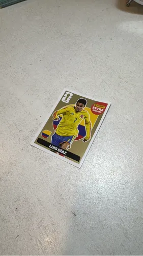 Figurinha legend dourada Luiz Díaz