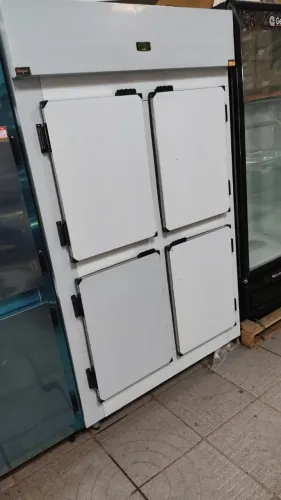 Geladeira comercial 4 portas de inox
