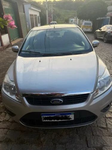 Ford Focus 1.6 S/se/se Plus Flex 8v/16v 5P 2012