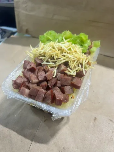 Auxiliar de cozinha 