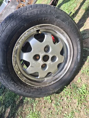 Rodas 13 chevet DL