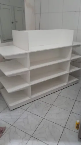 Móvel para loja / expositor