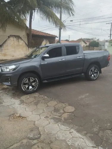 Toyota Hilux CD SR 4X4 2.8 TDI Diesel Aut. 2020