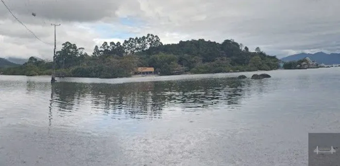Terreno à venda, 26000 m² por R$ 13.000.000 - Tapera - Florianópolis/SC