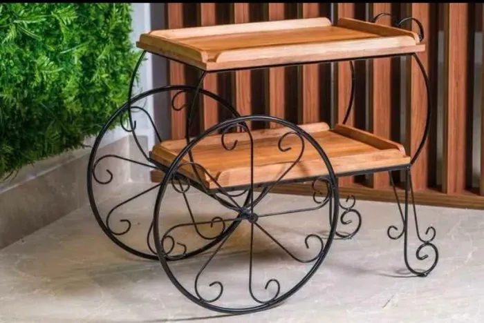 Vendo carrinho de madeira maciça e ferro