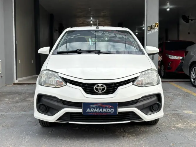 Toyota Etios X Sedan 1.5 Flex 16V 4P Mec. 2018