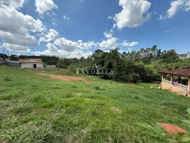 Terreno à venda no bairro Chácaras Fernão Dias - Bragança Paulista