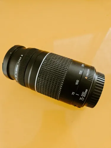 Canon 75-300 - Ef - f4