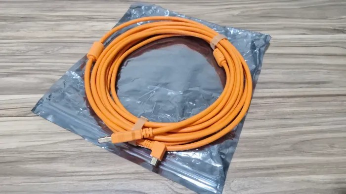 Cabo de sincronização Tethering 5m para câmeras