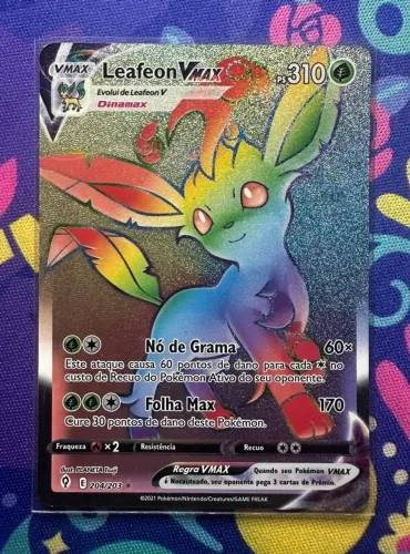 Carta Leafeon Vmax Rainbow Ceus em Evolução Pokemon TCG
