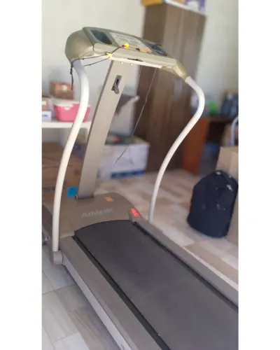 Esteira Elétrica Athletic - Funcionando - R$ 150