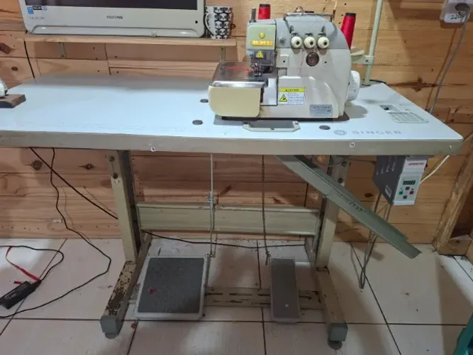 maquina overlock industrial singer 3 fios motor direct drive