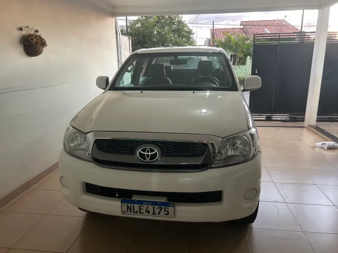 Toyota Hilux CD D4-d 4X4 2.5 16V 102cv TB Dies. 2009